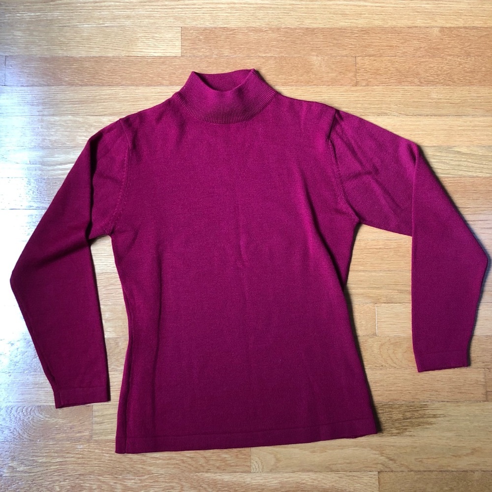 Evan Picone Wool blend burgundy sweater